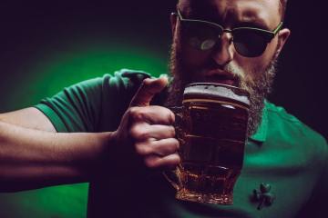 picture of male drinking in ireland